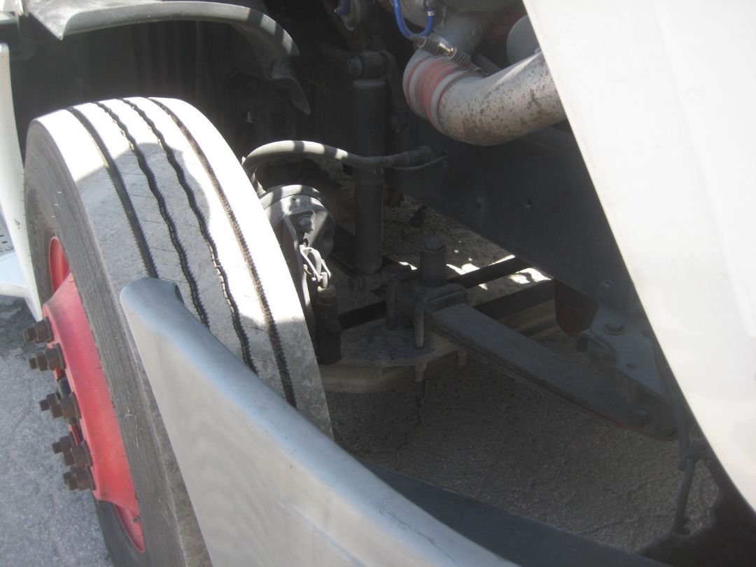 2013 FREIGHTLINER Cascadia - Image 12